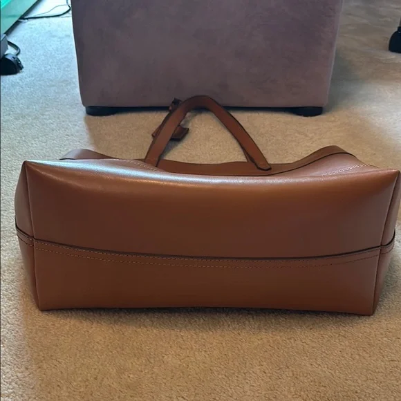 Kelsi Dagger Tan Leather Handbag - Picture 7 of 7